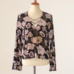 LEITH for Anthropologie Floral Crisscross Detail Pullover Top Flare Sleeves